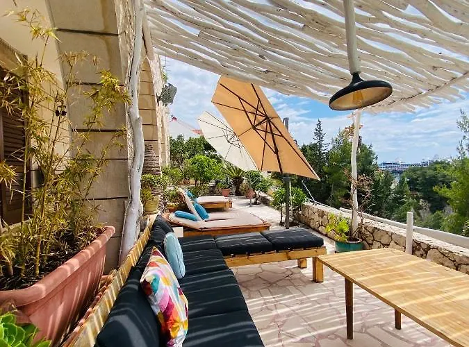 Marijam 아파트 흐바르