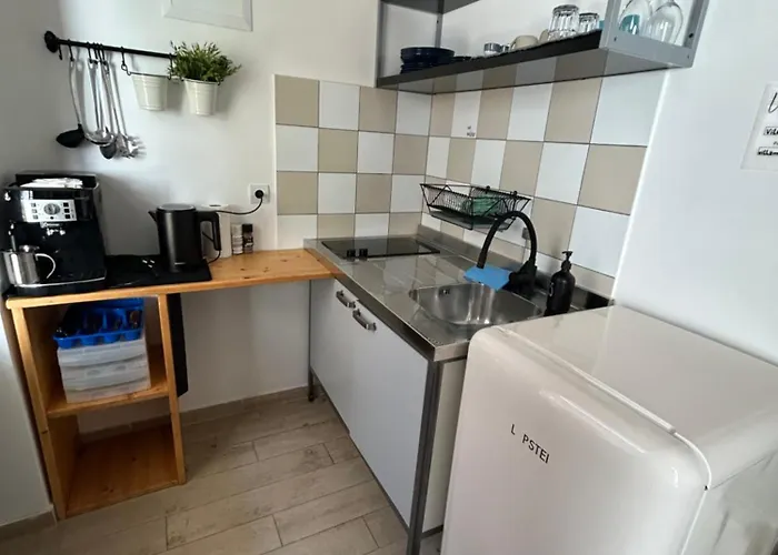 玛丽哈姆别墅公寓 *